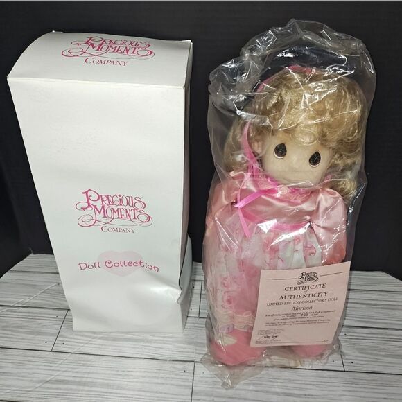 VTG Precious Moments Marissa 16" Limited Edition Collectors Doll Amway Exclusive - Picture 1 of 10